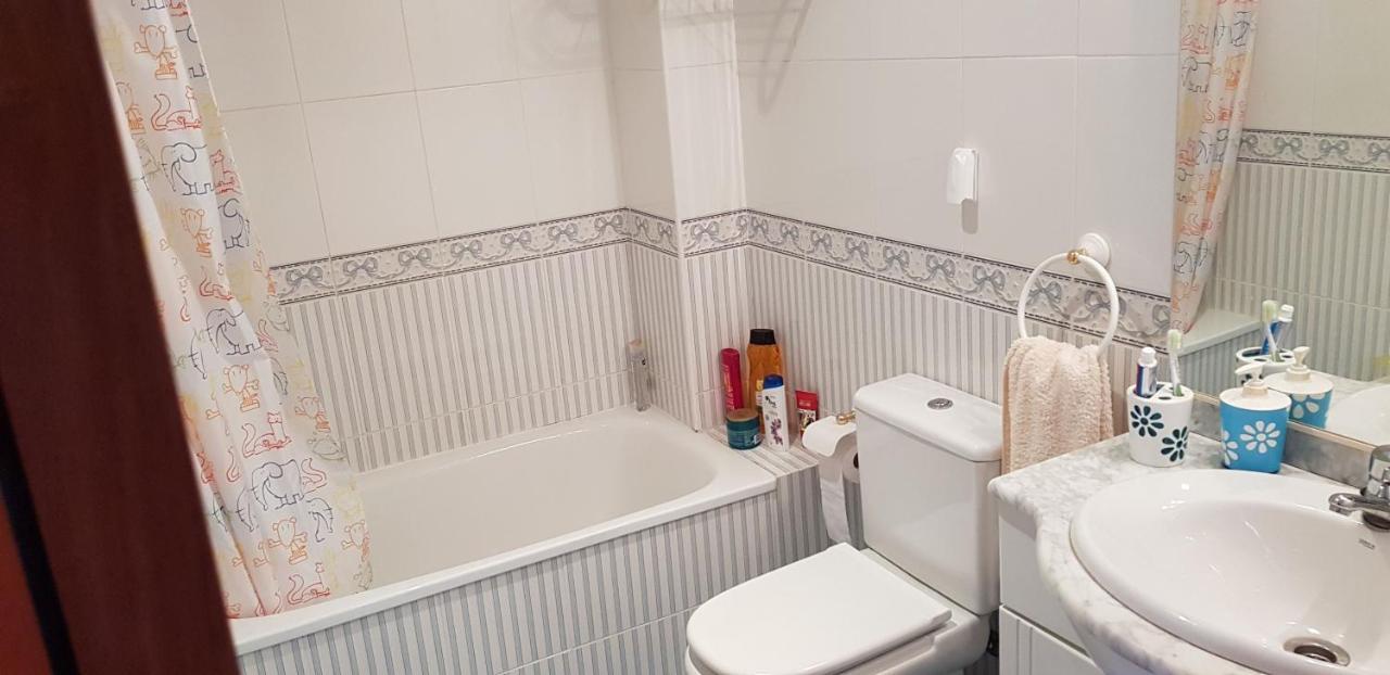Piso Exterior A Escasos Metros De La Playa Panadeira Con Plaza De Garaje Lägenhet Sanxenxo Exteriör bild