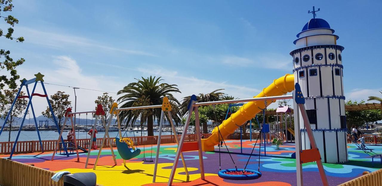 Piso Exterior A Escasos Metros De La Playa Panadeira Con Plaza De Garaje Lägenhet Sanxenxo Exteriör bild